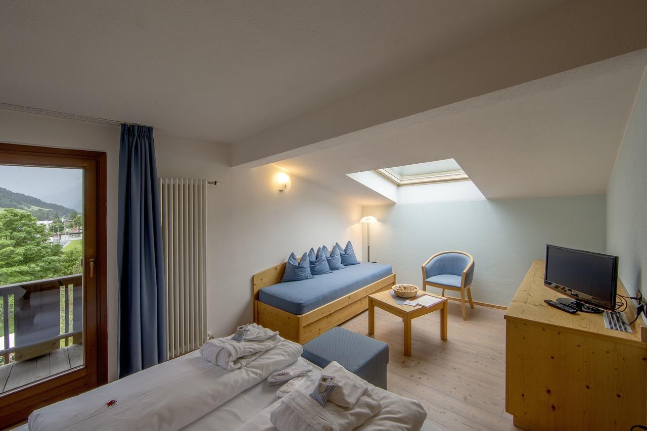 Hotel Dolomiten Weisberg-Taisten Buitenkant foto