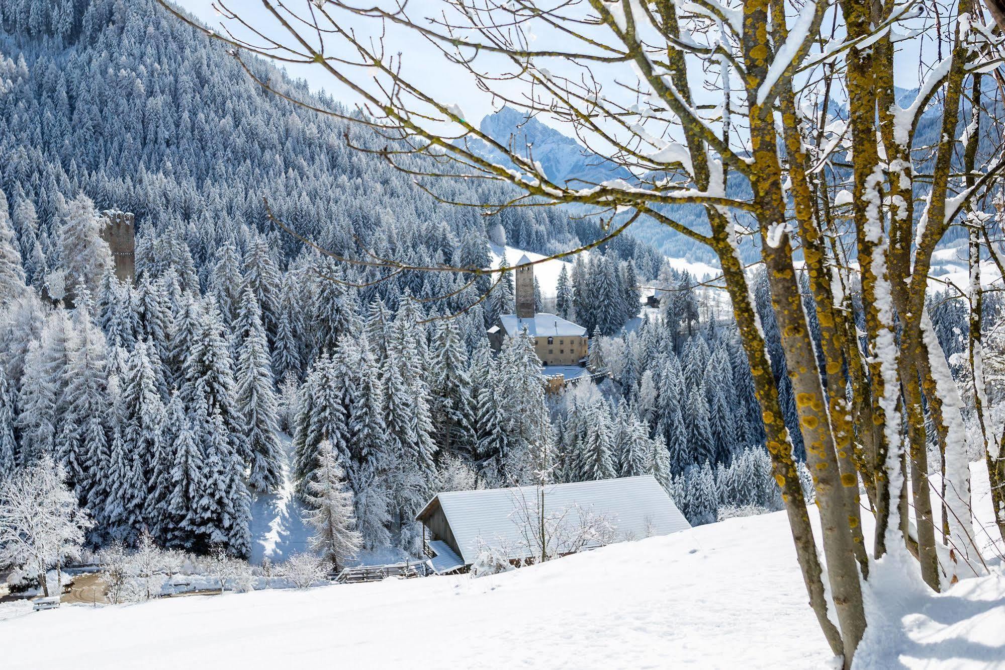 Hotel Dolomiten Weisberg-Taisten Buitenkant foto